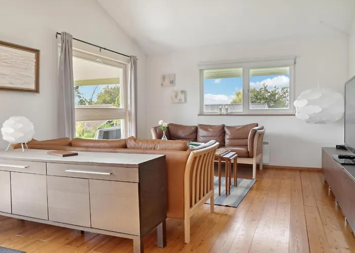 Three-bedroom In Casa vacanze *