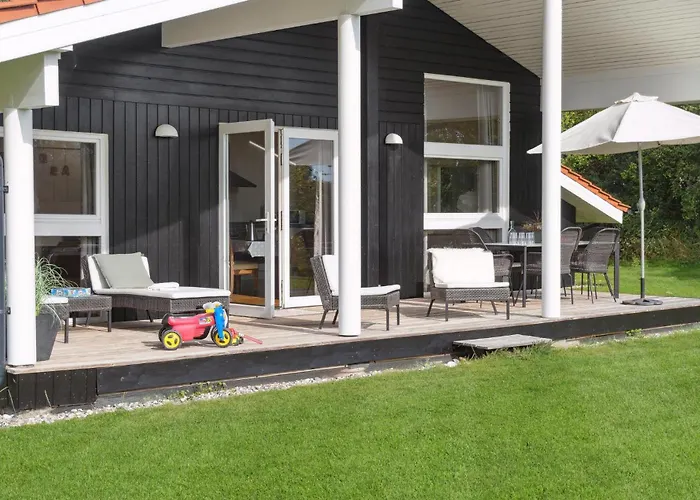 Three-bedroom In * Askeby